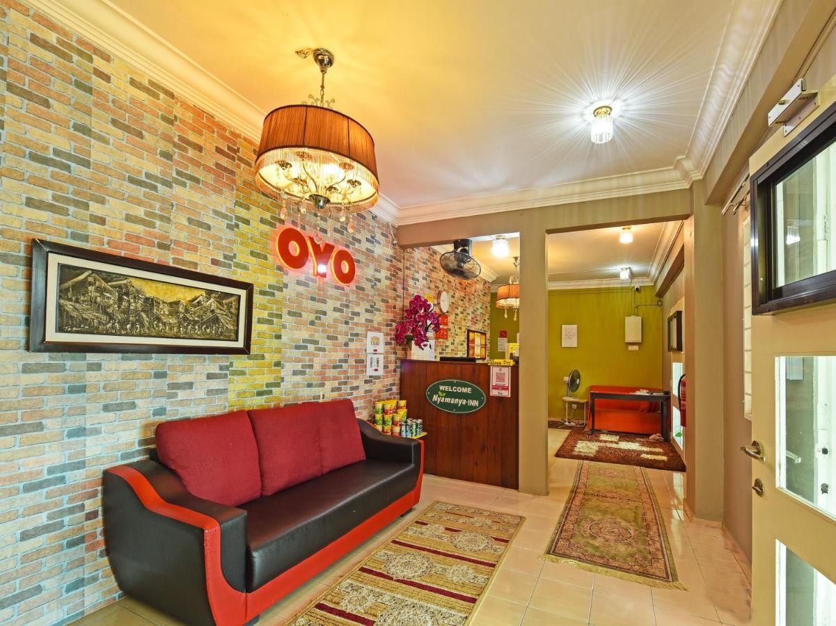 Oyo 90363 Nyamanya Inn Kuantan Kültér fotó