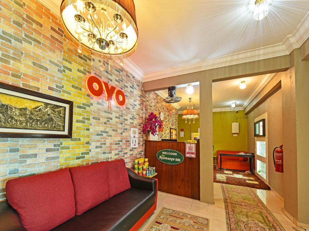 Oyo 90363 Nyamanya Inn Kuantan Kültér fotó